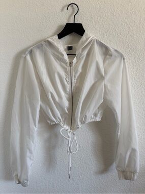 shein white cropped zip-up windbreaker jacket